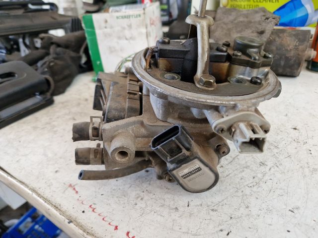 bontott SUZUKI SWIFT II Központi Injektor