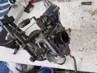 bontott SUZUKI SWIFT II Központi Injektor