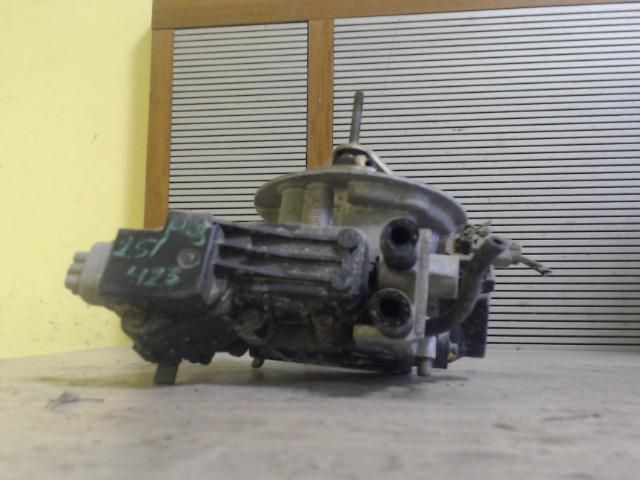 bontott SUZUKI SWIFT II Központi Injektor