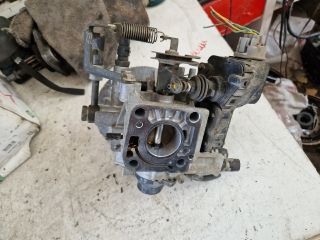 bontott SUZUKI SWIFT II Központi Injektor