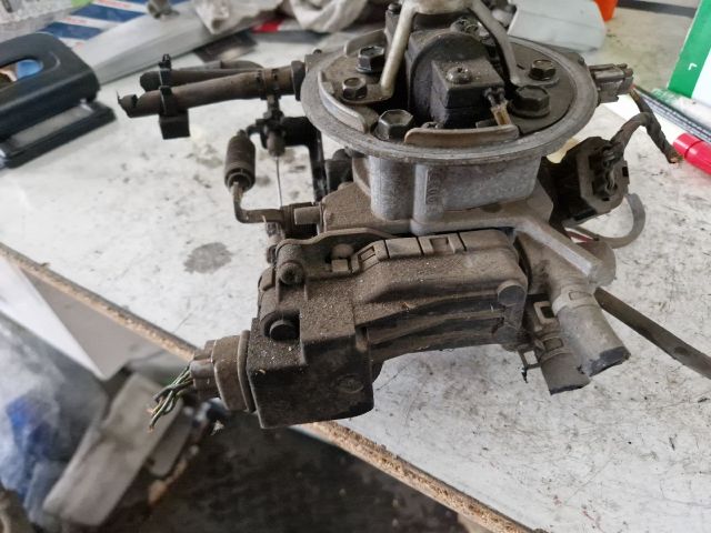 bontott SUZUKI SWIFT II Központi Injektor