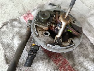 bontott SUZUKI SWIFT II Központi Injektor