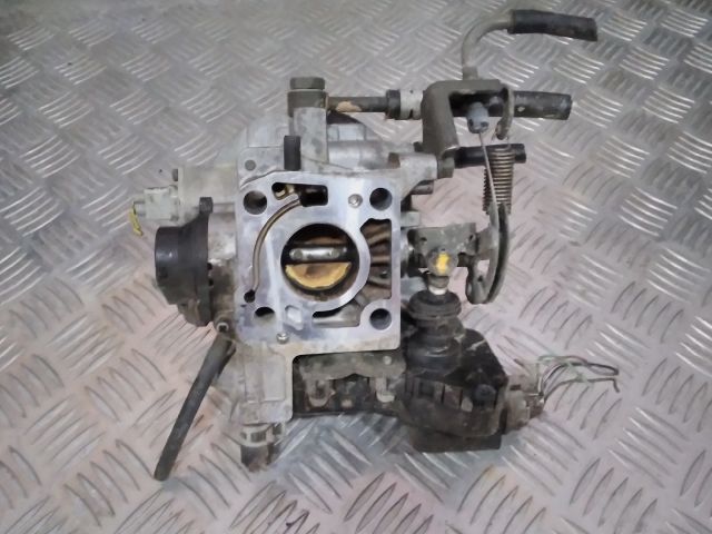 bontott SUZUKI SWIFT II Központi Injektor