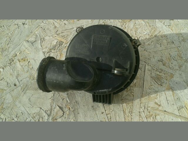 bontott SUZUKI SWIFT II Légszűrő Ház