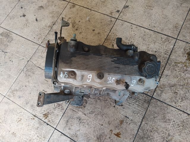 bontott SUZUKI SWIFT II Motor (Fűzött blokk hengerfejjel)