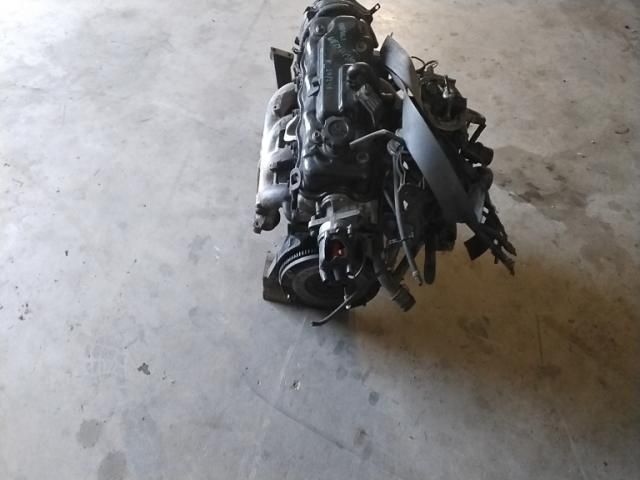 bontott SUZUKI SWIFT II Motor (Fűzött blokk hengerfejjel)