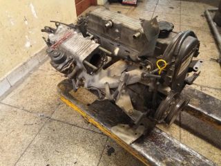 bontott SUZUKI SWIFT II Motor (Fűzött blokk hengerfejjel)