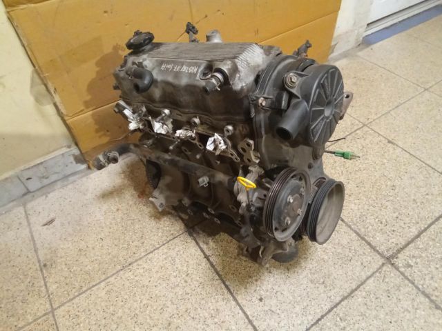 bontott SUZUKI SWIFT II Motor (Fűzött blokk hengerfejjel)