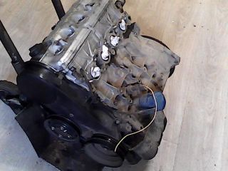 bontott SUZUKI SWIFT II Motor (Fűzött blokk hengerfejjel)