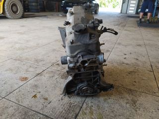 bontott SUZUKI SWIFT II Motor (Fűzött blokk hengerfejjel)