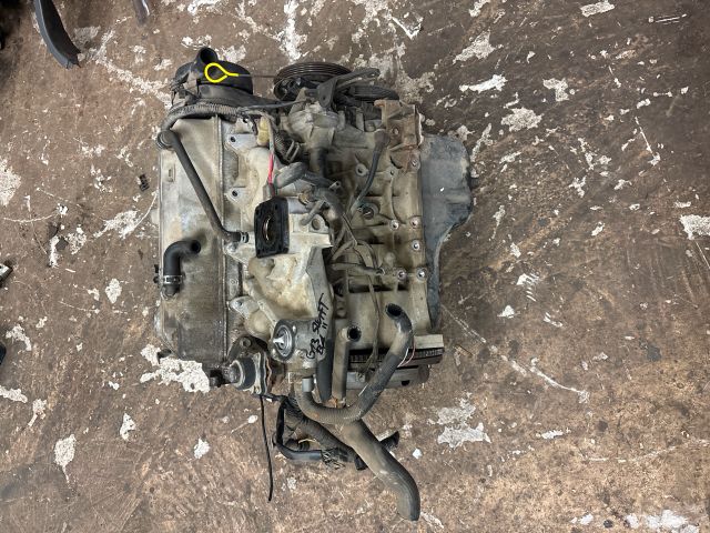 bontott SUZUKI SWIFT II Motor (Fűzött blokk hengerfejjel)