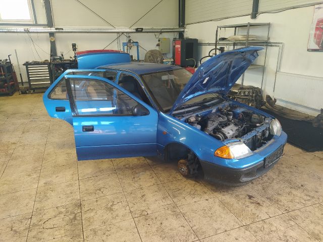 bontott SUZUKI SWIFT II Motor Tartó Bak Bal