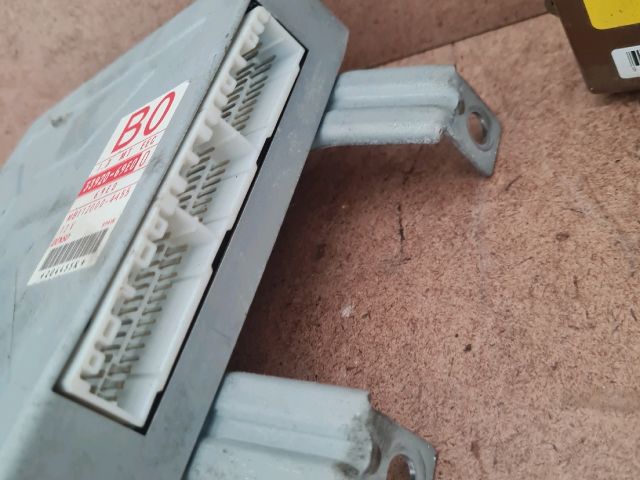 bontott SUZUKI SWIFT II Motorvezérlő