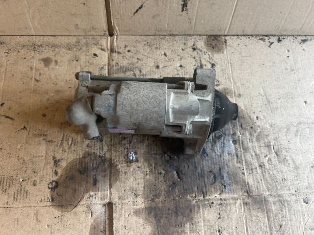 bontott SUZUKI SWIFT II Önindító