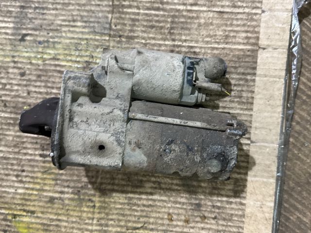 bontott SUZUKI SWIFT II Önindító