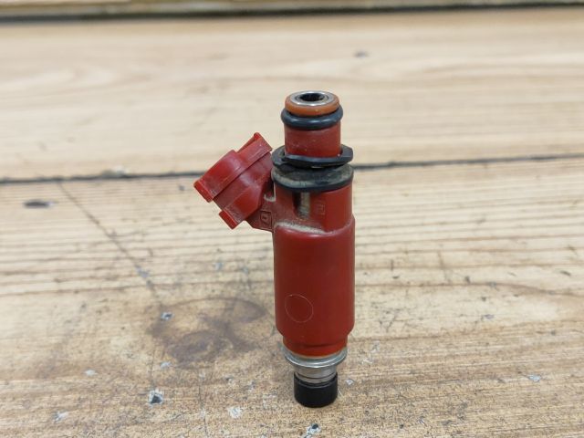 bontott SUZUKI SWIFT II Porlasztó (1 db)