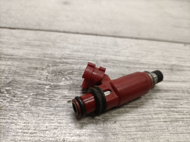 bontott SUZUKI SWIFT II Porlasztó (1 db)