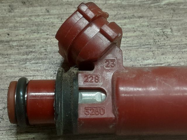 bontott SUZUKI SWIFT II Porlasztó (1 db)