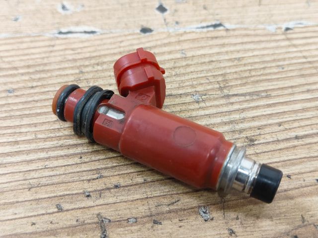 bontott SUZUKI SWIFT II Porlasztó (1 db)