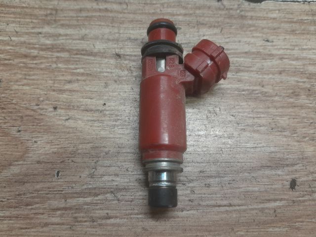 bontott SUZUKI SWIFT II Porlasztó (1 db)