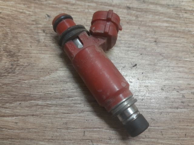 bontott SUZUKI SWIFT II Porlasztó (1 db)