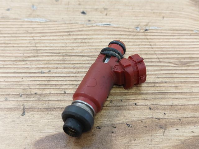 bontott SUZUKI SWIFT II Porlasztó (1 db)