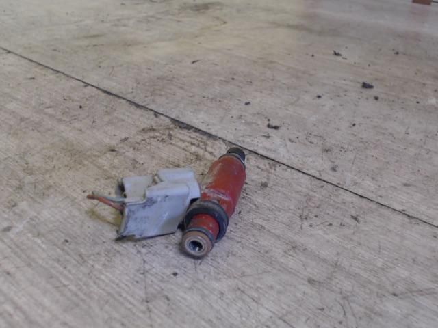 bontott SUZUKI SWIFT II Porlasztó (1 db)