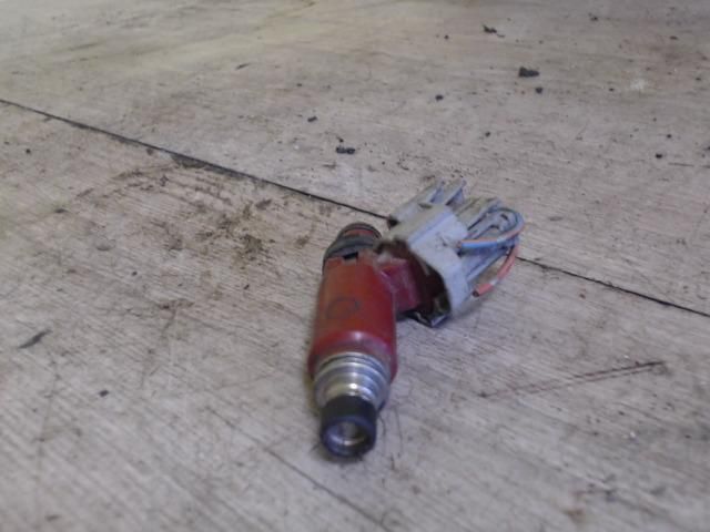 bontott SUZUKI SWIFT II Porlasztó (1 db)