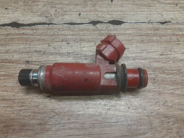 bontott SUZUKI SWIFT II Porlasztó (1 db)