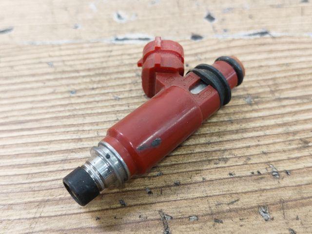 bontott SUZUKI SWIFT II Porlasztó (1 db)