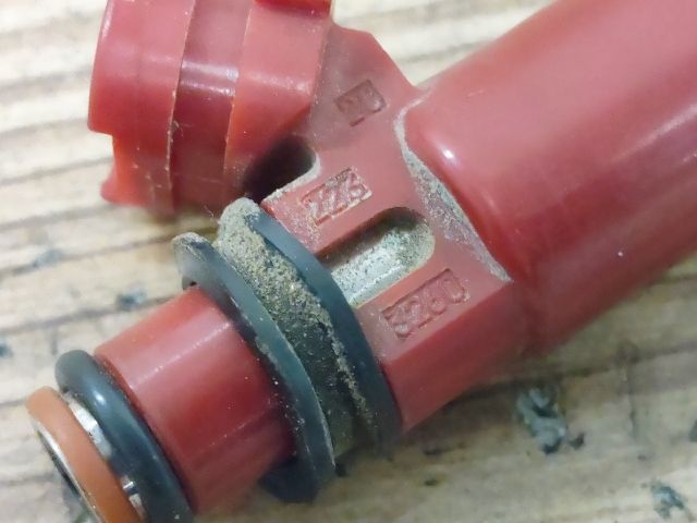 bontott SUZUKI SWIFT II Porlasztó (1 db)