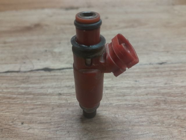 bontott SUZUKI SWIFT II Porlasztó (1 db)