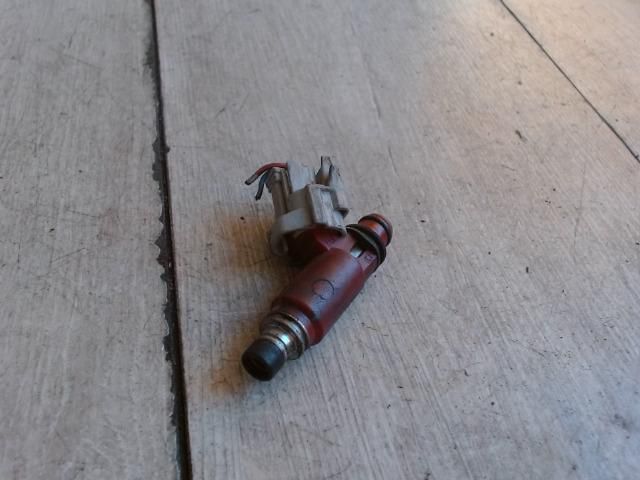 bontott SUZUKI SWIFT II Porlasztó (1 db)