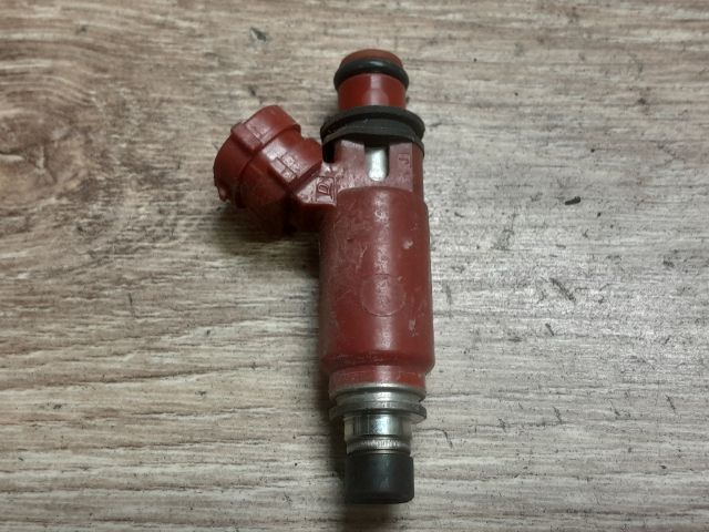 bontott SUZUKI SWIFT II Porlasztó (1 db)