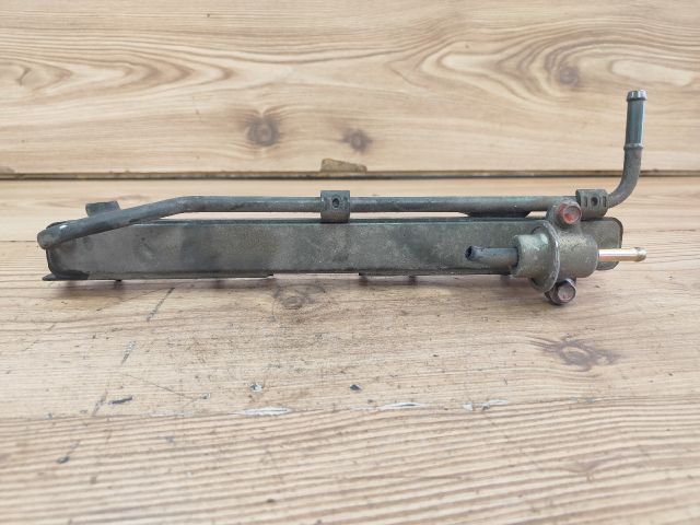 bontott SUZUKI SWIFT II Porlasztó Sor / Híd