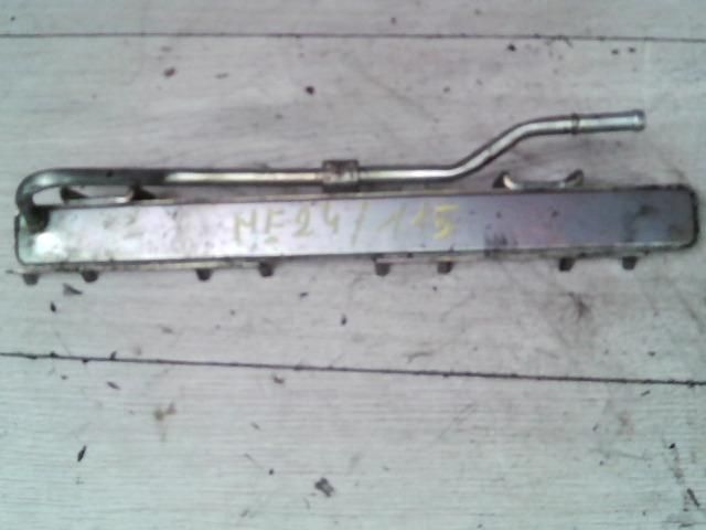 bontott SUZUKI SWIFT II Porlasztó Sor / Híd