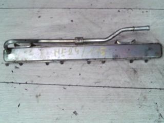 bontott SUZUKI SWIFT II Porlasztó Sor / Híd