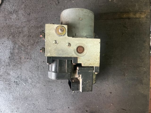 bontott SUZUKI SWIFT II ABS Kocka