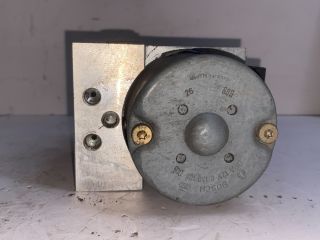 bontott SUZUKI SWIFT II ABS Kocka