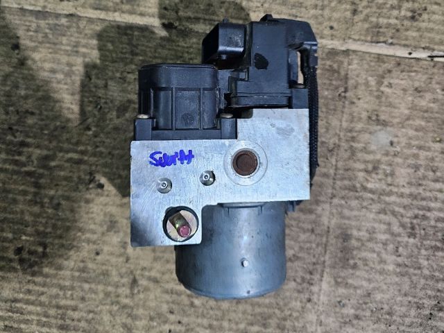 bontott SUZUKI SWIFT II ABS Kocka