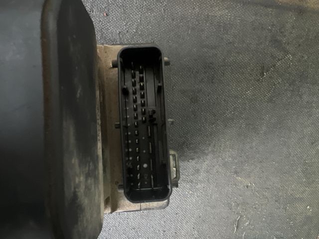 bontott SUZUKI SWIFT II ABS Kocka