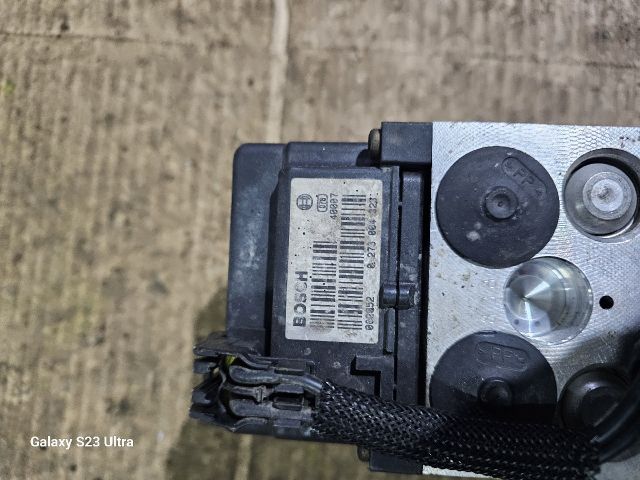 bontott SUZUKI SWIFT II ABS Kocka