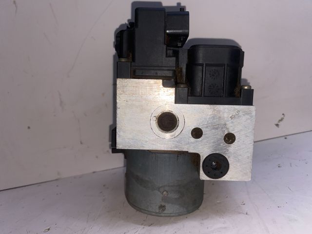 bontott SUZUKI SWIFT II ABS Kocka