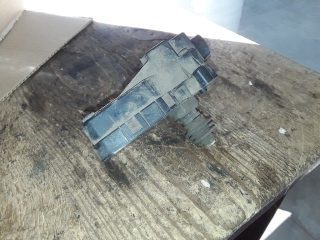 bontott SUZUKI SWIFT II Alapjárati Motor