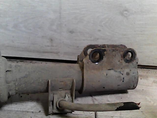 bontott SUZUKI SWIFT II Bal első Gólyaláb (Lengécsillapító, Rugó)