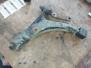 bontott SUZUKI SWIFT II Bal első Lengőkar