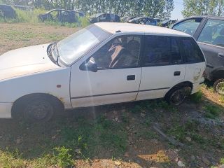 bontott SUZUKI SWIFT II Biztosítéktábla Motortér