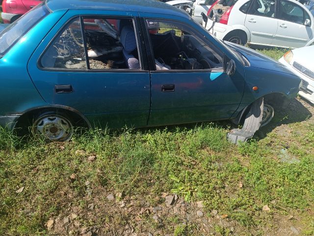 bontott SUZUKI SWIFT II Biztosítéktábla Motortér