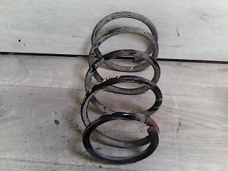 bontott SUZUKI SWIFT II Első Rugó