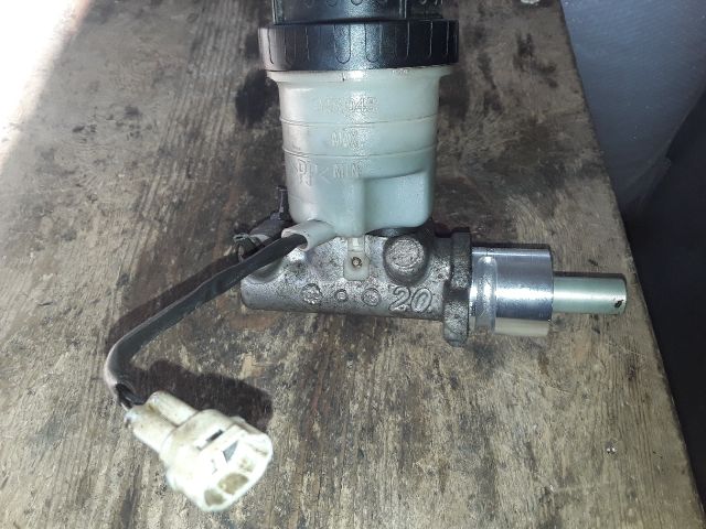 bontott SUZUKI SWIFT II Főfékhenger